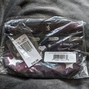 LeSportsac X Peanuts Travel Cosmetic Snoopy Stars